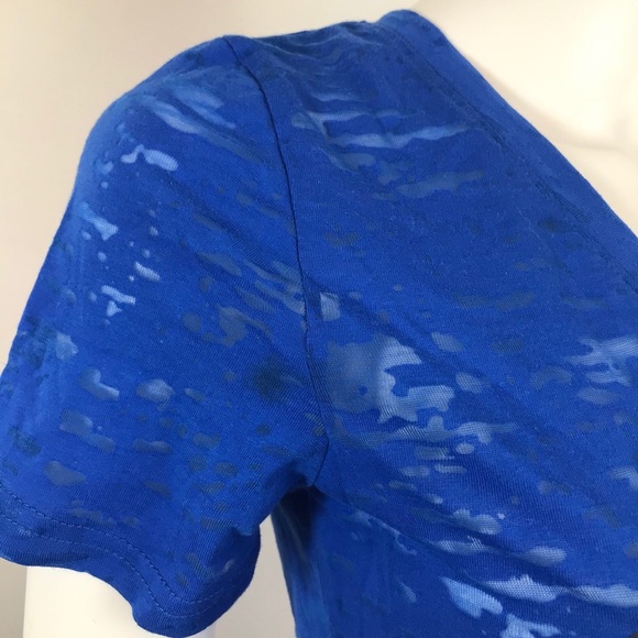 NWT OKC Thunder V-Neck Burnout NBA Tee - Picture 2 of 5